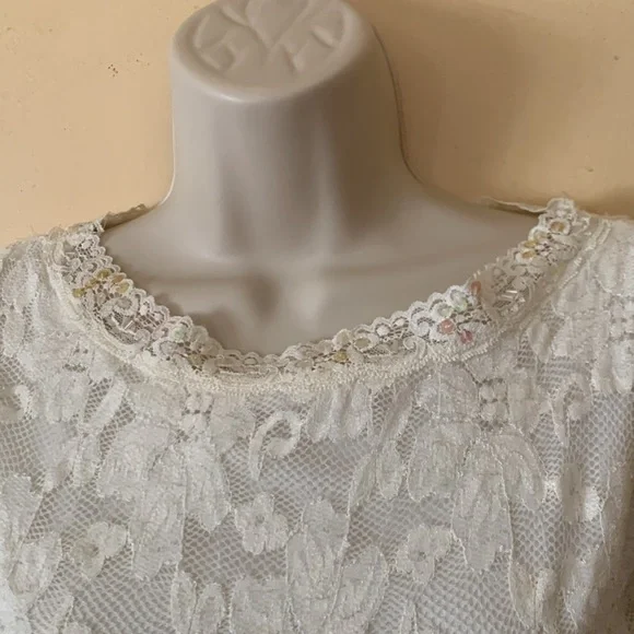 Cream lace long sleeve top size S - Picture 2 of 8